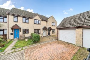 Woodhouse Close, Cirencester, Gloucestershire, GL7 1YH